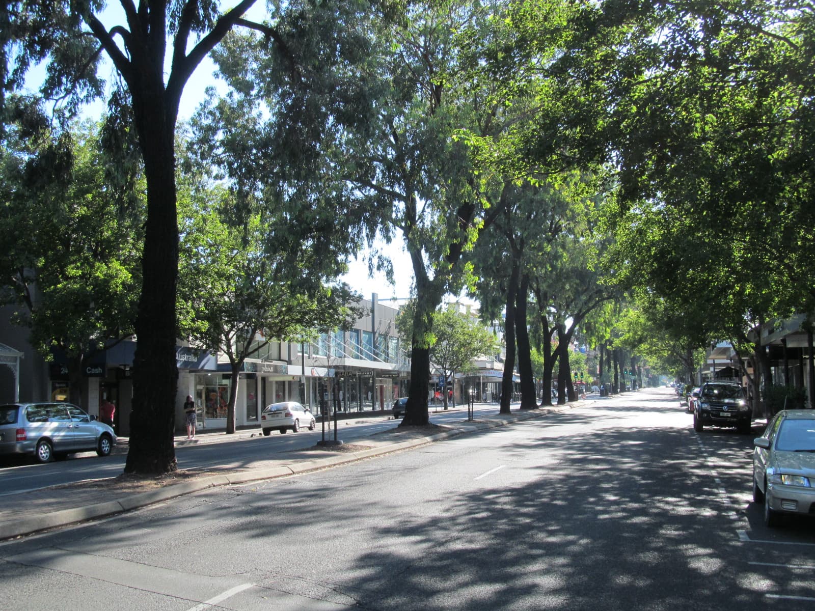 The Parade Norwood, eastern Adelaide chauffeur pickup street
